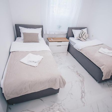 L Apartment Марибор Екстериор снимка